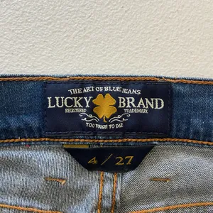EUC Lucky Brand women’s blue medium wash Sofia‎ capri denim jeans summer stretch thumbnail 5