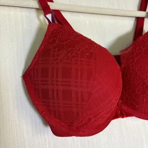 Victoria's Secret Bra Sz 32DD Red T-shirt Push Up Lace Velvet Convertible Strap thumbnail 2