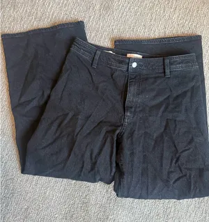 Universal Threads Jeans thumbnail 1
