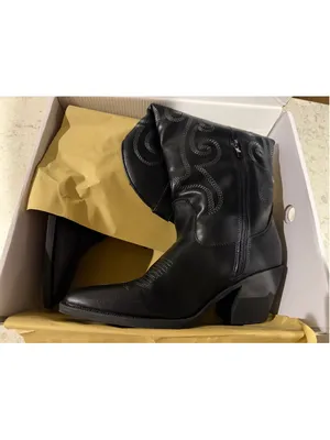 NEW Cowboy Knee-High Cowgirl Pointy Toe Chunky Heel Embroidered Boots 7.5 thumbnail 4
