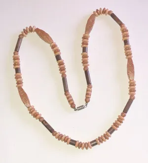 Brown Beaded Necklace thumbnail 1