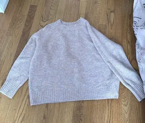 Old Navy Sweater thumbnail 1