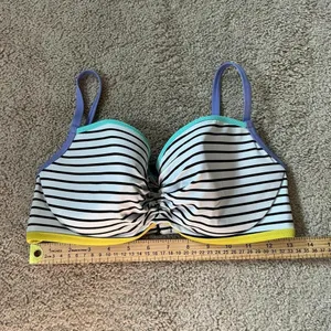 Victoria's Secret The Getaway Halter Striped Bikini Top Neon Trim‎ 34DD thumbnail 6