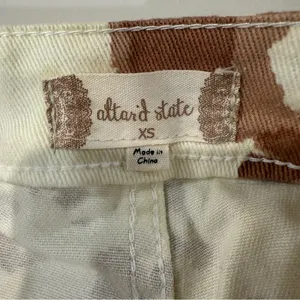 Altar’d State Cow Print Bell Bottom High Rise Flare Jeans Women’s XS White/Brown thumbnail 5