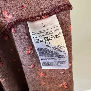 Old Navy Burgundy Puff-Sleeve V-Neck Midi Dress NWT NEW Large Burgundy Floral thumbnail 10
