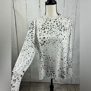 Rachel Zoe White Blouse Pleaded Neckline thumbnail 2
