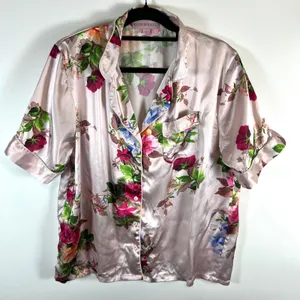 Blush Brides Co.‎ Women's Size L Floral Satin Pajama Top Short Sleeve Button Up thumbnail 1