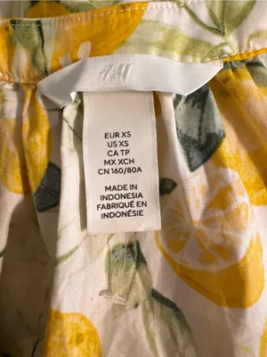 NWOT H&M White Lemon 3/4 Raglan Balloon Sleeved Poplin Cotton Citrus Blouse XS thumbnail 7