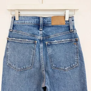Madewell Perfect Vintage Straight Jeans 23 Earlwood Quiet Luxury Cottagecore 90s thumbnail 10