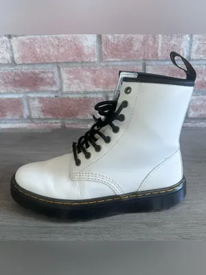 Dr. Martens Zavala Lace Up Combat Boots White Women’s 7 White Leather Doc Ankle thumbnail 6