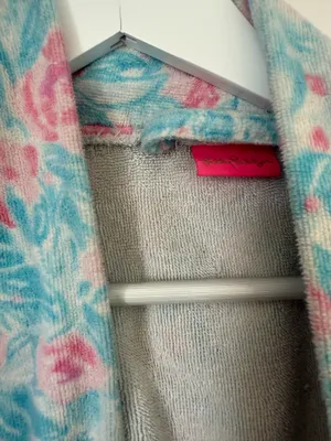 Lily Pulitzer Robe  thumbnail 2