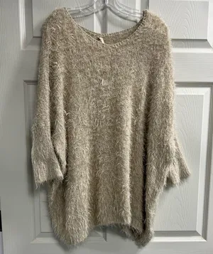 Elan Cream Long Sleeve Sweater - Size Small - VGUC thumbnail 1