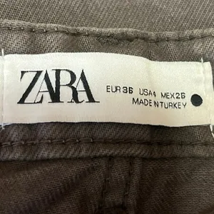 Zara Black Washed 100% Cotton High Rise Ankle Denim Straight Leg Jeans Size 4 thumbnail 4