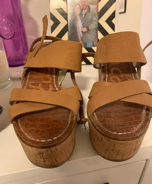 Sam Edelman Tan Wedges thumbnail 2