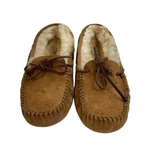 Ugg Sz 6 Dakota Slipper Leather Nubuck Beige Moccasin Slip On Shoes 5612 Women’s thumbnail 2