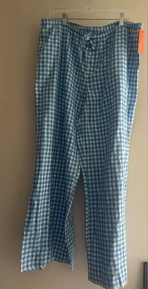 Colsie White and Blue Gingham Flannel Pajama Size L Size L thumbnail 1