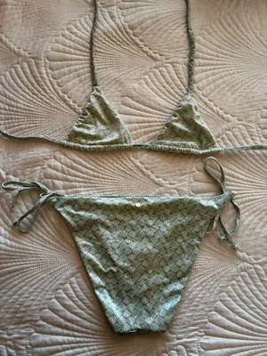 Victoria's Secret Bikini Set thumbnail 2
