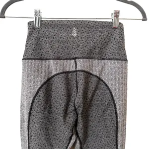 FREE PEOPLE MOVEMENT Patterned Knit‎ Workout Leggings Sz XS thumbnail 2