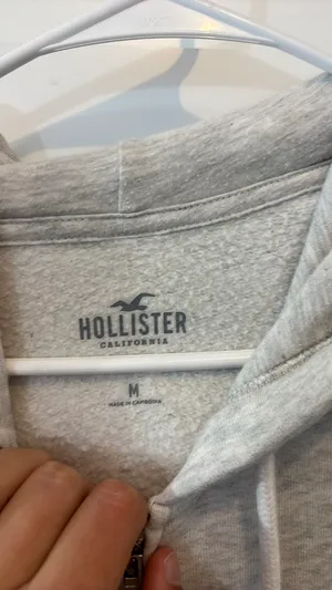 Hollister Medium Grey Zip Up Hoodie thumbnail 3