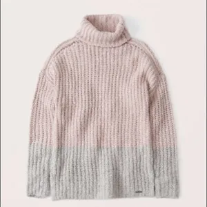Abercrombie ✨ Women's Turtleneck Sweatet✨ thumbnail 5