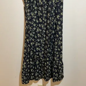 o.p.t. Toile De Jouy Midi Dress Ruffle Tie Straps Black Floral Size Large thumbnail 11