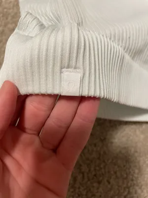 Lululemon top  thumbnail 2
