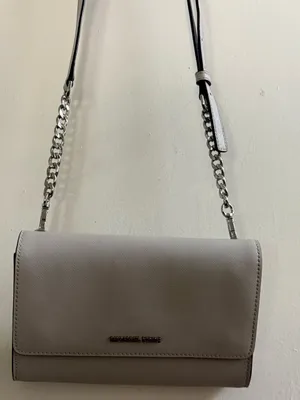 Michael Kors Cream Leather Crossbody Wallet thumbnail 9