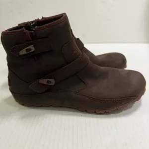 Merrell GripDry Bootie Boots Womens 7.5 Brown Leather Ankle Zip Strap Gorpcore thumbnail 2