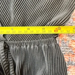 Abercrombie Black Plisse Mini Dress Long Sleeve Elastic Waist Pleated Small thumbnail 9
