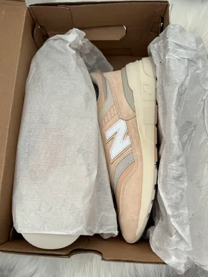 New Balance 997R Sneakers in Light Peach, Size 9.5/EU 41.5 thumbnail 11