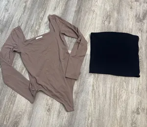 Babaton Contour Square Neck Long Sleeve Bodysuit Taupe & Black Tube Top Medium thumbnail 1