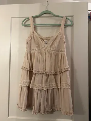 Le Lis Cream Dress thumbnail 4