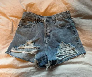 PacSun Eco Ripped Vintage Denim Shorts thumbnail 3
