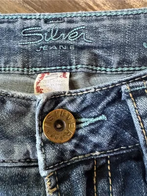 Distressed Suki Silver Jeans Medium Blue Bootcut Jeans size 27 thumbnail 13