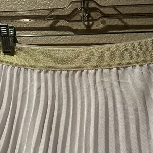 NWOT Candies white pleated sheer skirt with gold glitter elastic waist sz XS thumbnail 3