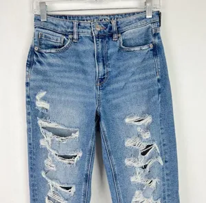 American Eagle Distressed Stretch Mom Jean Ankle Length Size 2 EUC T2586 thumbnail 2
