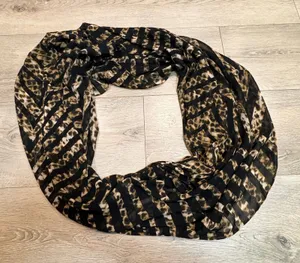 Calvin Klein Infinity Scarf‎ Leopard Print Black Gold Cheetah Zebra Stripes thumbnail 1
