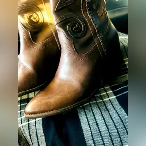 Carlos Santana Women's Austin Boot Dark Brown Size 7.5 thumbnail 4