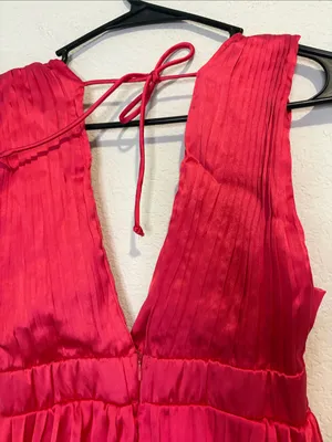 Sincerly Jules Sleeveless Pleated Mini Dress in Bright Fuchsia small thumbnail 7