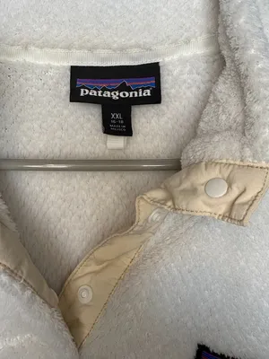 White cream Patagonia Women Fleece Pullover Jacket thumbnail 3