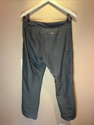 Figs Women’s Scrubs Pants Size Medium Cargo Pockets Graphite Color thumbnail 6