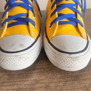 Converse Unisex Chuck Taylor All Star Hi Top Shoe Size 5.5 or 7.5 #1128A thumbnail 3