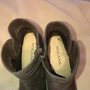 Solanz Size 6M Carlita Booties Boot Heels thumbnail 6