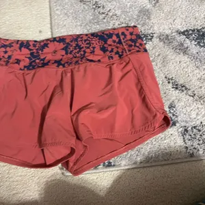 Lululemon‎ Run Times Short II Sz 6 thumbnail 7