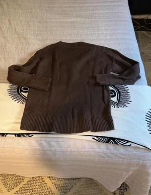 Old Navy Sweater thumbnail 2