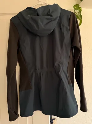 North face jacket thumbnail 2