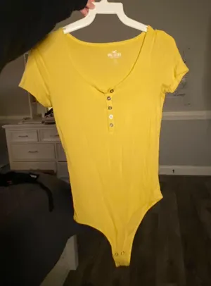 Hollister yellow bodysuit thumbnail 1