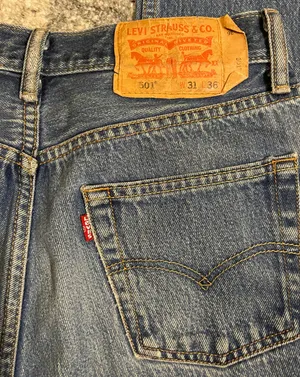 Levi's 501 Original Fit Straight-Leg Blue Jeans thumbnail 3