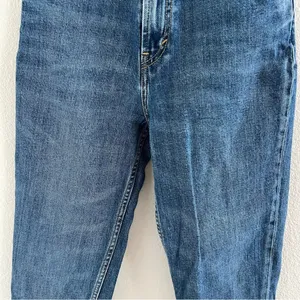Levi's Premium Denim Mom Jean Denim Jeans 25 thumbnail 3