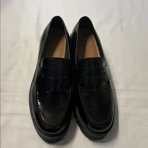 H&M Preppy Collegiate Black Lug Sole Penny Loafers NWOB SZ 39. thumbnail 2